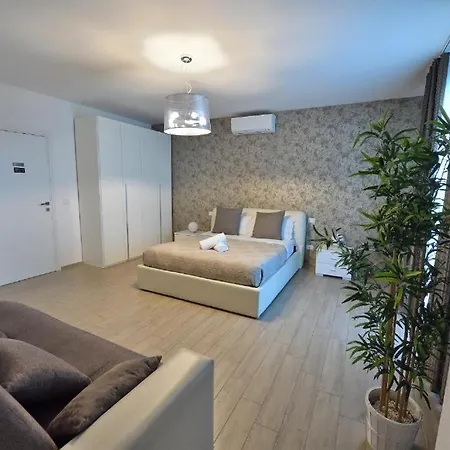 Karol Airport 4* Bari