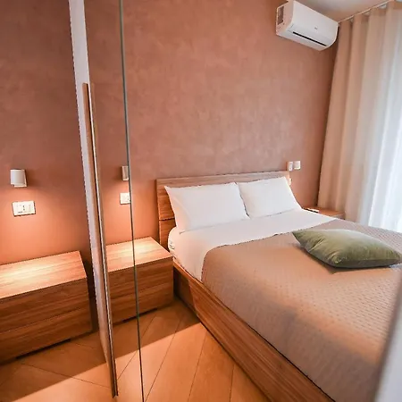 Affittacamere Karol Airport 4*