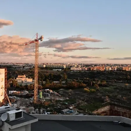 Gasthuis Karol Airport