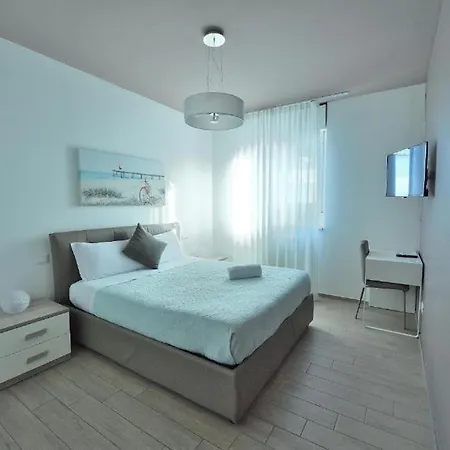 Karol Airport Guest house