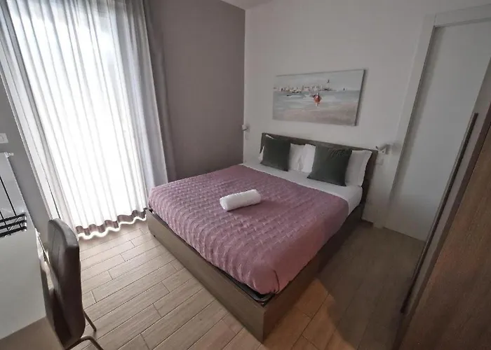 Gasthuis Karol Airport